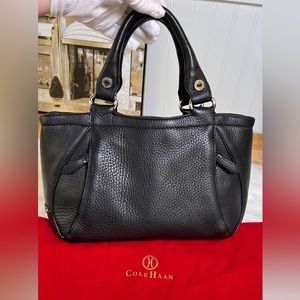 💫GORGEOUS Cole Haan Leather handbag!